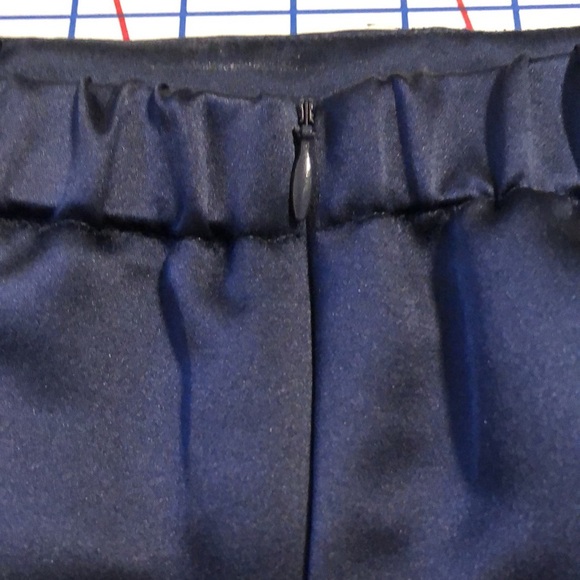 Watters and Watters Mother of the Bride 2 piece suit - Picture 9 of 10